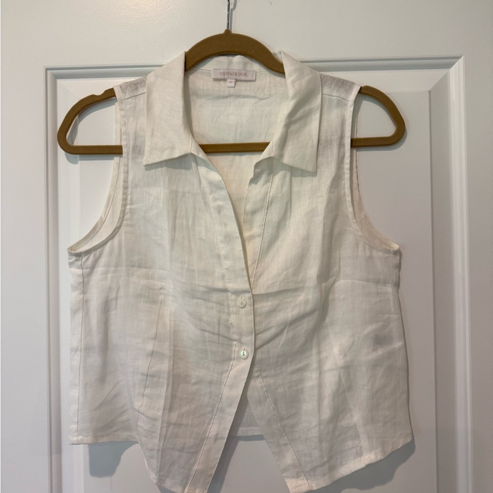 Sleeveless Linen Button-Front Top in White